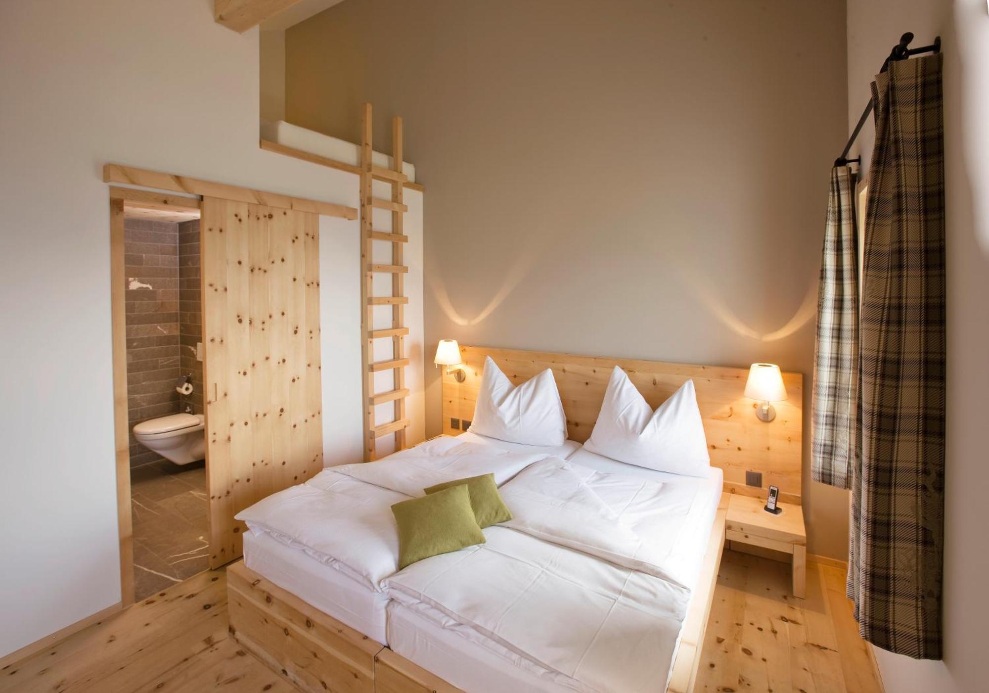 Romantik Hotel Muottas Muragl Самедан Екстер'єр фото